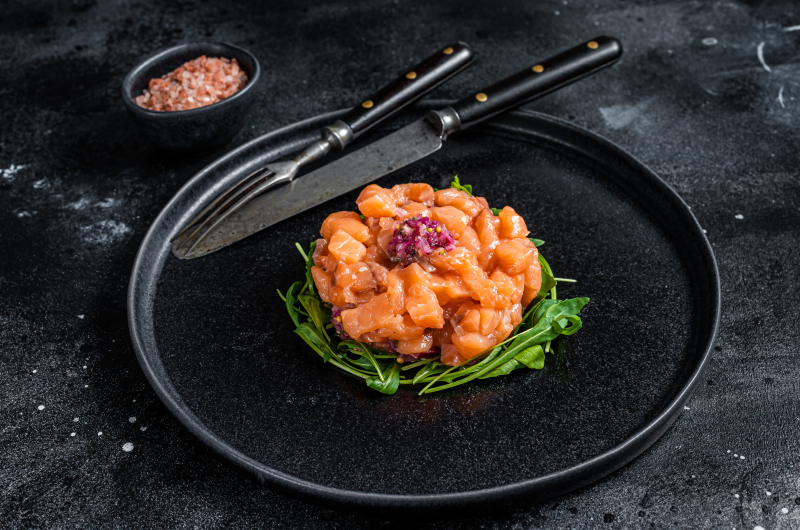 Fresh & Zesty Salmon Tartare