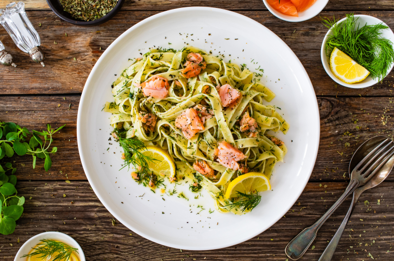 CREAMY TAGLIATELLE WITH SALMON & DILL
