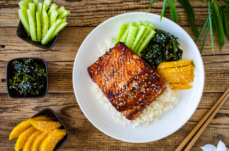 FRIED TERIYAKI SALMON BOWL